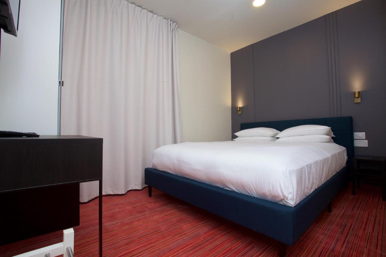Moon Tlv - 4Th Floor Hotel Tel Aviv Eksteriør billede