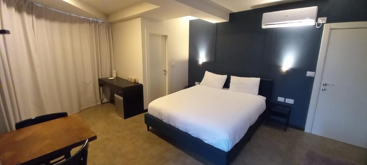 Moon Tlv - 4Th Floor Hotel Tel Aviv Eksteriør billede
