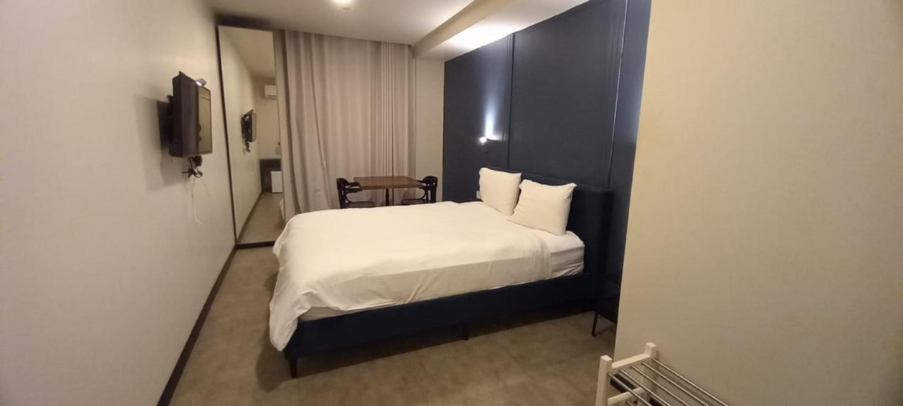 Moon Tlv - 4Th Floor Hotel Tel Aviv Eksteriør billede